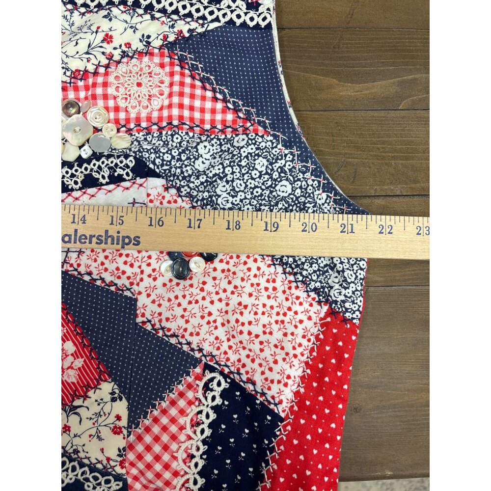 Patchwork Quilted Vest With Buttons & Lace - image 6